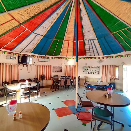 Dholavira Hotel Rann Of Kachchh מראה חיצוני תמונה