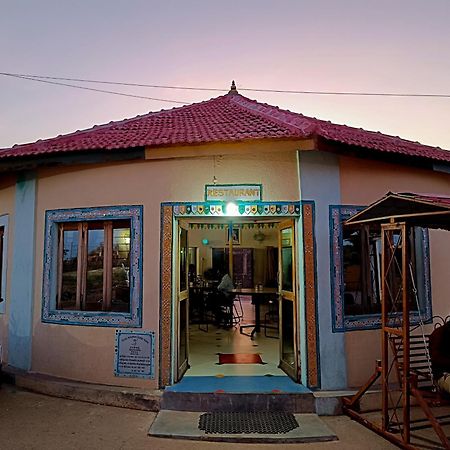 Dholavira Hotel Rann Of Kachchh מראה חיצוני תמונה